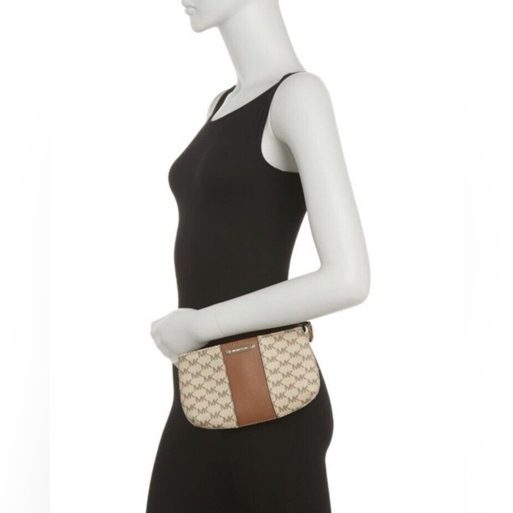 NWT! Authentic Michael Kors adjustable belt bag, crossbody. In Holiday gift box! - Picture 14 of 16